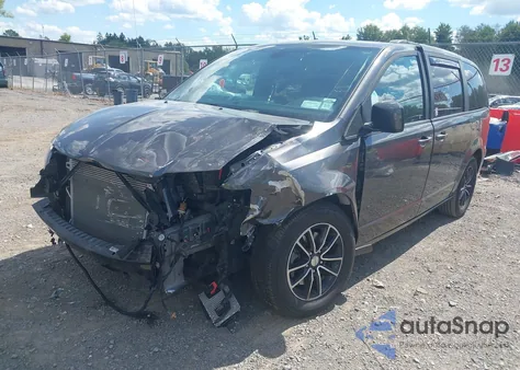 2018 Dodge Grand Caravan Gt from USA, damaged, VIN 2C4RDGEGXJR335400